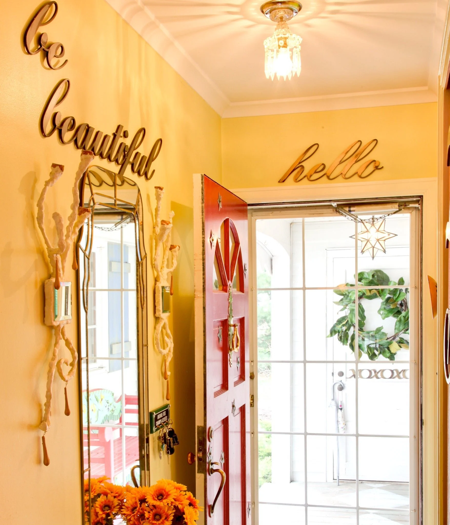 Hand Painted Script 'be beautiful' - Image 2