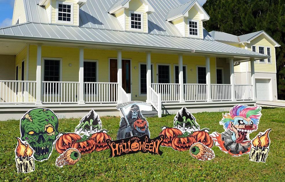 Large Scary Halloween Yard Card Set