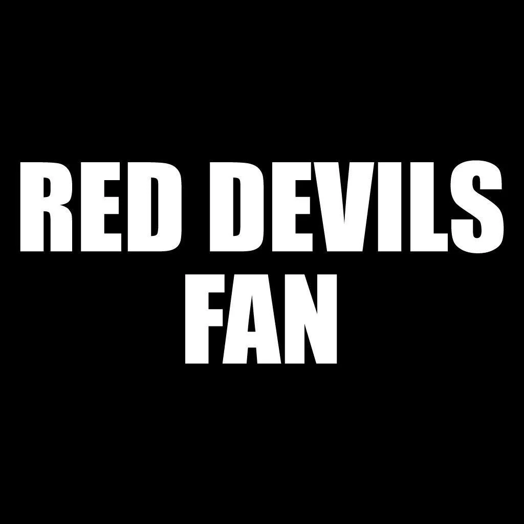 Red Devils Fan Black Folding Camping Chair - Image 2