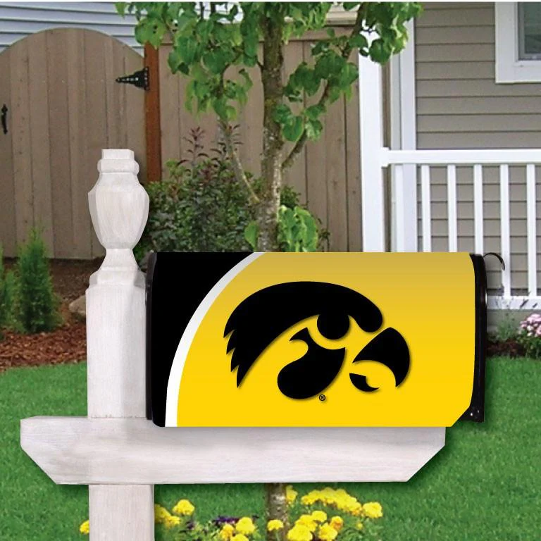University of Iowa Tigerhawk Magnetic Mailbox Cover